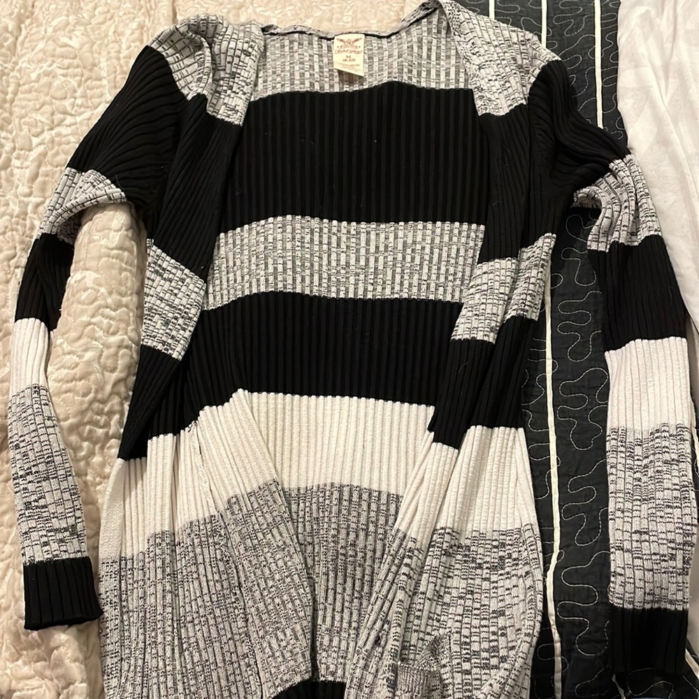 black, gray, & white cardigan